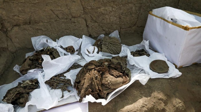 Mumi berusia 1.000-an tahun ditemukan di Lima, Peru. Mumi itu diperkirakan dari masa sebelum kebudayaan Inca.