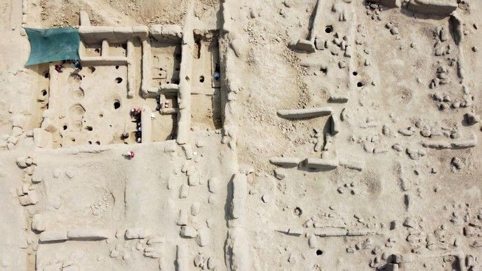 Mumi berusia 1.000-an tahun ditemukan di Lima, Peru. Mumi itu diperkirakan dari masa sebelum kebudayaan Inca.