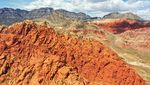 Serunya Menjelajahi Ngarai Batu Merah yang Ajaib di Nevada