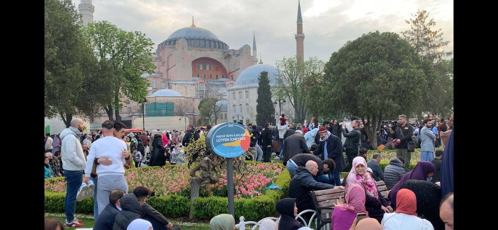 Suasana Lebaran di Istanbul Turki (Dok Fauzul Azhim Fakhrurazi)