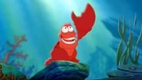 Sebastian merupakan salah satu karakter penting dalam musik di film The Little Mermaid. Mendiang Samuel E. Wright menjadi pengisi suara karakter ini dalam film animasi. (Foto: dok. Disney)