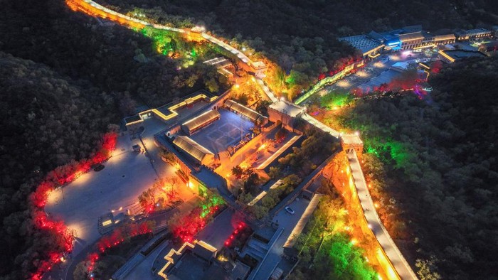 Tur Malam Tembok Besar China