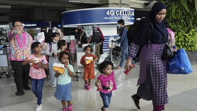 385 WNI yang Dievakuasi dari Sudan Tiba di Bandara Soetta