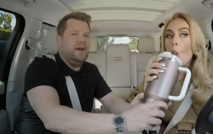 5 Fakta Tumbler Stanley yang Viral Dipakai Adele di Carpool Karaoke