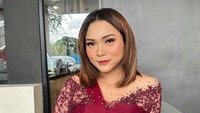 Melindungi adiknya, Dinda Safay bergerak cepat dengan melaporkan kejadian terhadap adiknya. Ia dibantu oleh banyak netizen Twitter untuk mengusut tuntas kasus tersebut. Foto: Instagram/dindasafay