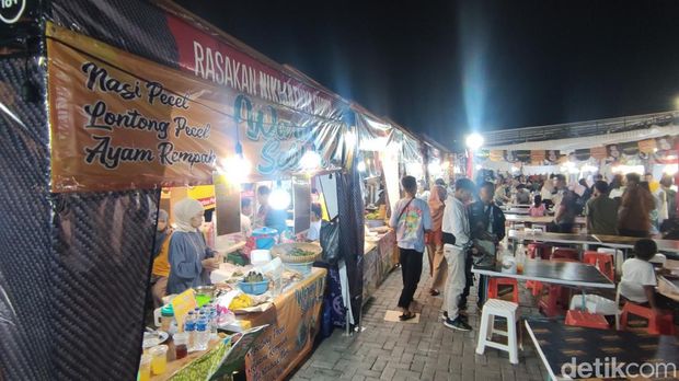 Festival Kuliner Pulang Semarang di Kota Lama Semarang, Jumat (28/4/2023).