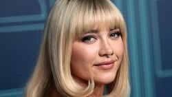 Cerita Cinta Florence Pugh yang Sekarang Lengket sama Aktor Peaky Blinders