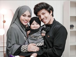 10 Foto Anak Selebriti Pakai Hijab dan Gamis Sejak Dini, Imut dan Lucu