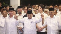Selain Iwan Bule, Prabowo juga mengumumkan Wakil Gubernur Sumatera Selatan Mawardi Yahya gabung ke Gerindra.
