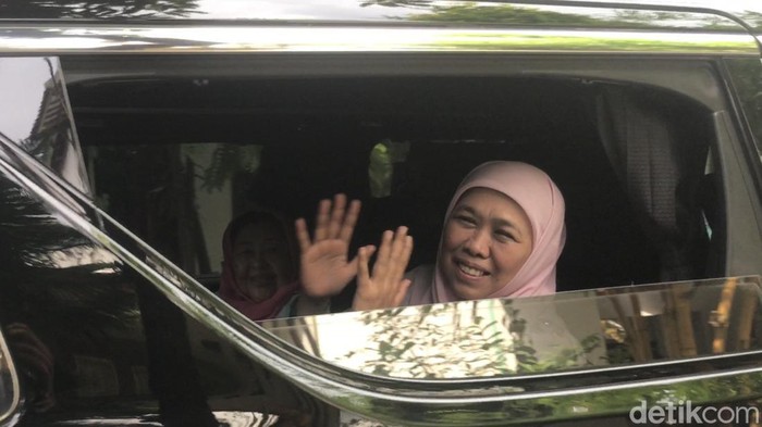 Gubernur Jatim Khofifah Indar Parawansa di Rembang, Jumat (28/4/2023).