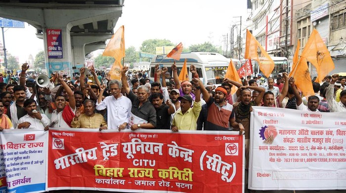 PATNA, INDIA - APRIL 27: Auto rickshaw stand parked at Patna Junction due to strike of auto rickshaw drivers in support of their various demands on April 27, 2023 in Patna, India. (Photo by Santosh Kumar/Hindustan Times via Getty Images)
