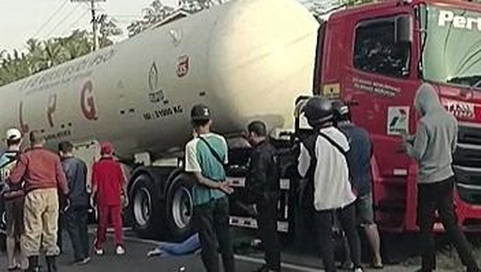 Kecelakaan mahasiswi di Lampung Selatan yang dilindas truk. (Foto: Istimewa)