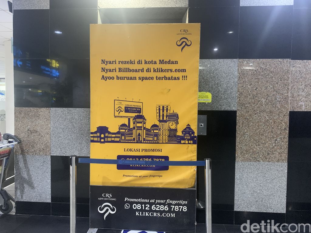 Lift TKP penemuan mayat wanita di Bandara Kualanamu. (Kartika Sari/detikSumut)