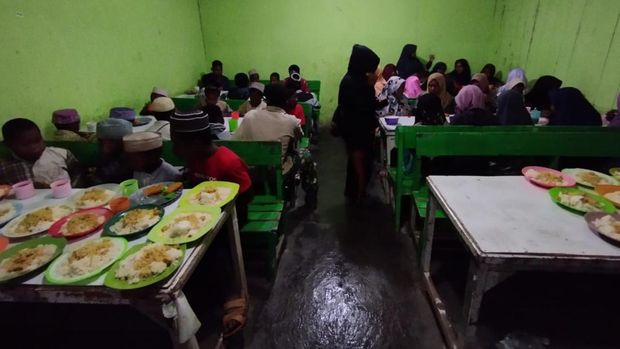 Bantuan sahabat baik begitu berarti untuk anak-anak Pesantren Al Istiqomah di Wamena, Kabupaten Jayawijaya, Papua. Yuk, salurkan donasi hanya di berbuatbaik.id.