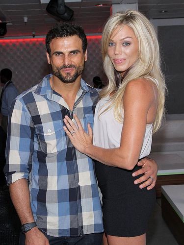 Loni Willison LOS ANGELES, CA - MAY 27: (L-R) Jeremy Jackson and Loni Willison attend the Rhino Records Pop Up Store Opening Night Party at Rhino Records Pop Up Store on May 27, 2011 in Los Angeles, California. (Photo by Jonathan Leibson/FilmMagic)