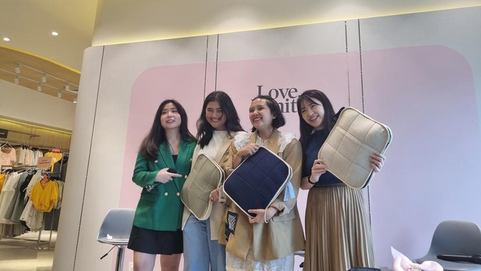 Love, Bonito Indonesia