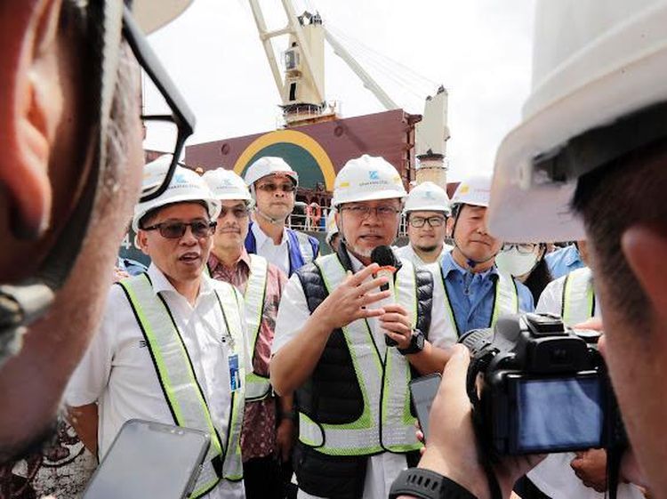 Momen Zulhas Lepas Ekspor Baja ke Italia