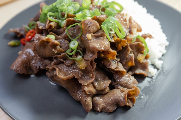 Nyamm! 5 Nasi Lidah Empuk dan Gurih Ini Cocok Untuk Makan Siang