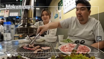 Nex Carlos dan Istri Liburan ke Korea, Jajan Kaki Lima Sampai Puas