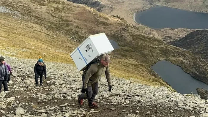 Pendaki panggul kulkas