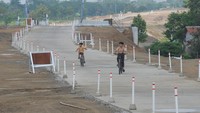 Berdasarkan catatan PT Jogjasolo Marga Makmur pada Jumat (28/4) pukul 13.00 WIB kendaraan yang melintasi jalan tol fungsional Solo-Yogyakarta saat arus balik Lebaran sebanyak 2.147 kendaraan.