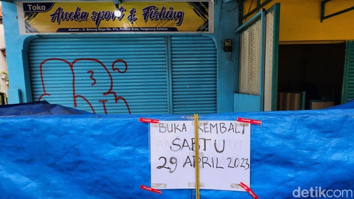 Potret Warung Hingga Toko Masih Tutup Bikin Warga Kelimpungan