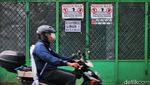 Potret Warung hingga Toko Masih Tutup Bikin Warga Kelimpungan
