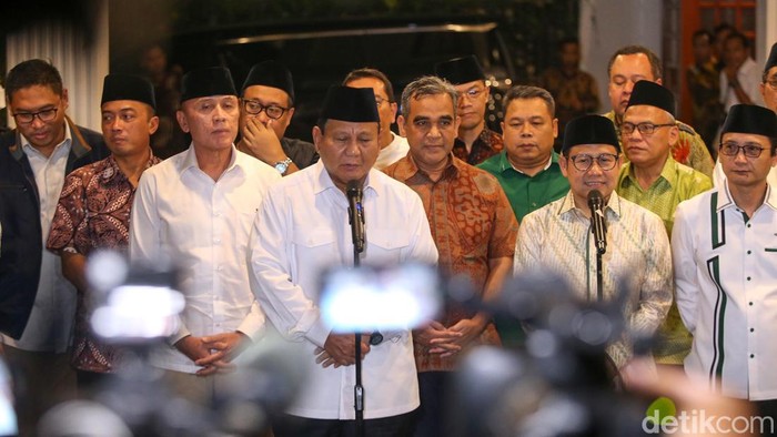 Ketum Gerindra Prabowo Subianto dan Ketum PKB Muhaimin Iskandar atau Cak Imin menegaskan koalisi Gerindra dan PKB sangat solid.