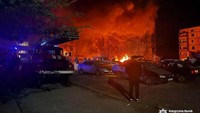 Belum diketahui apakah ada korban dalam serangan rudal tersebut.