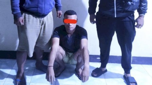 HK (24), pekerja honorer di Kupang ditangkap polisi setelah menganiaya sang kekasih, termasuk mengancam menggunakan senjata tajam.