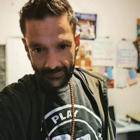 Shaun Weiss adalah mantan bintang cilik yang namanya melejit setelah membintangi film The Mighty Ducks. Kala itu kariernya tampak menjanjikan, namun hidupnya keluar jalur. Foto: dok. Instagram/@shaunweiss