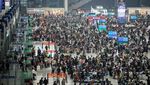 Stasiun di China Padat Penumpang Jelang Libur Hari Buruh