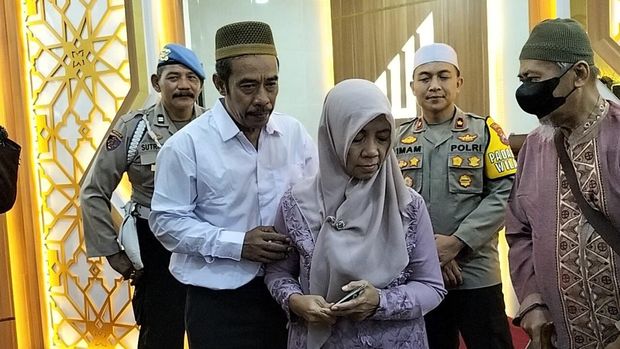 Thanan menikah di Polsek Tegalsari