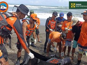 Wisatawan Subang Terseret Ombak Pantai Parangtritis Ditemukan Meninggal