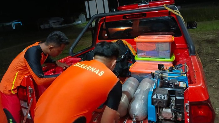 Tim SAR turun tangan cari remaja tenggelam di Tolitoli, Sulawesi Tengah.