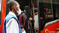 Ratusan WNI itu akan diinapkan sementara di Asrama Pondok Gede.