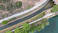 Saat ini kanal hanya mampu mengalirkan air sebanyak 12 meter kubik per detik dan akan turun hingga 2 meter kubik per detik saja.