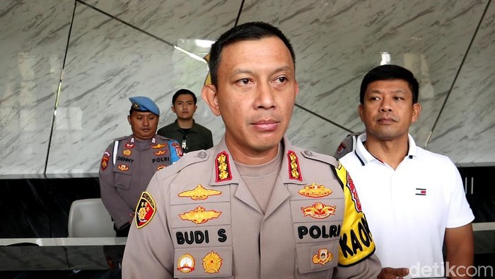 Kapolrestabes Bandung Kombes Budi Sartono
