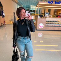 Sebelumnya Kerolay pun sudah sering mengundang sensasinya. Ia bahkan pernah menjuluki dirinya sendiri sebagai perawan terakhir di OnlyFans padahal pernah berhubungan seks. Faktanya, Kerolay menjalani operasi mengembalikan keperawanannya. Operasi bernama hymenoplasty dipercaya dapat mengembalikan selaput dara yang terdiri dari penyatuan segmen selaput dara yang rusak di dalam saluran vagina.Foto: Instagram