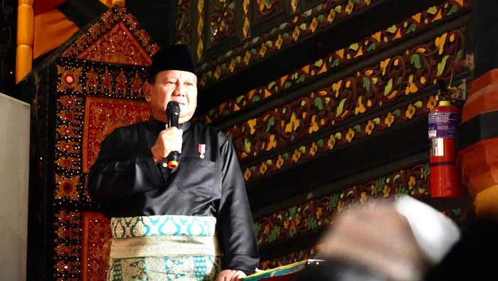 Ketua Umum Gerindra sekaligus Menhan Prabowo Subianto di Tanah Datar, Sumbar, Sabtu (29/4/2023).