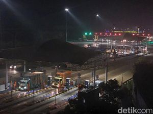 Tol Cikampek Arah Jakarta Padat, Contraflow Berlaku