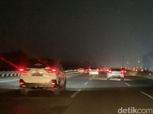Contraflow Diberlakukan di Km 70-Km 36 Tol Cikampek Arah Jakarta Malam Ini