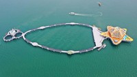 Area bintang laut ini menjadi struktur utama yang terhubung melingkar bak kalung. Bagian luarnya berfungsi sebagai area multifungsi seperti, resepsi, rekreasi, makan dan hiburan.
