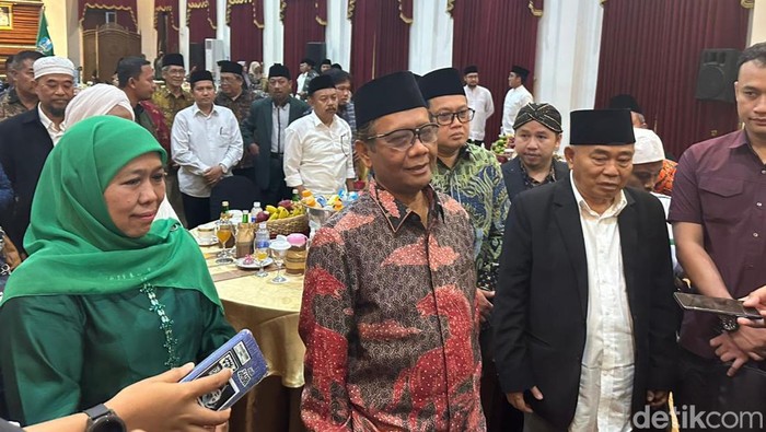 mahfud md silaturahmi dengan khofifah
