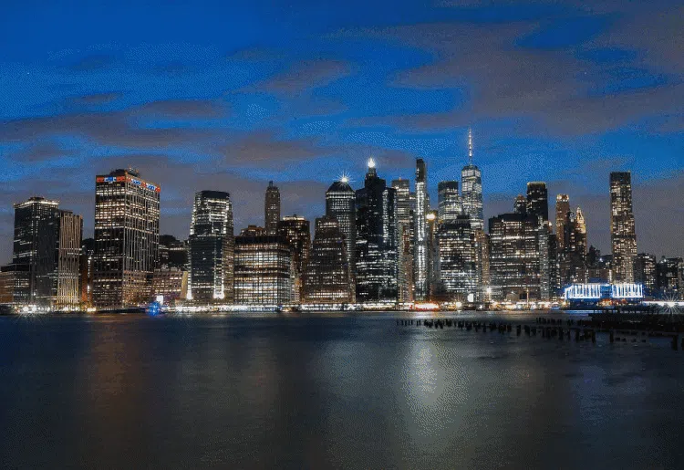 Menikmati Senja Memukau di New York