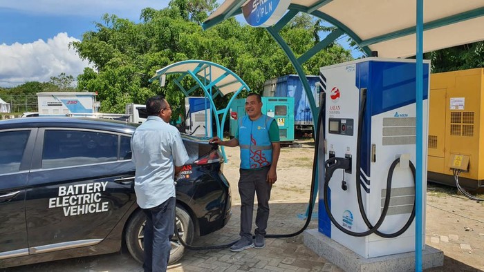 PLN siapkan 108 charging station untuk mobil listrik di KTT ASEAN Labuan Bajo