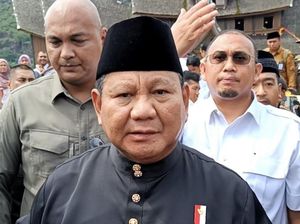 Prabowo Puji Ganjar dan Anies di Depan Purnawirawan TNI-Polri