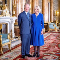Camilla akan segera resmi mendapatkan gelar permaisuri pada pelantikan Raja Charles pada 6 Mei 2023. Image ‘pelakornya’ perlahan memudar dan tergantikan dengan sosok kuat yang selalu mendampingi Raja Charles. Foto: via REUTERS/HUGO BURNAND/ROYAL HOUSEHOLD 202