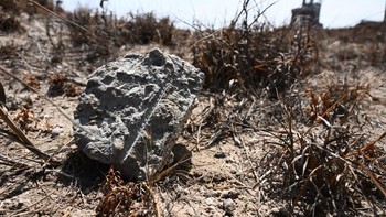 Kekuatan mesin mungkin telah menghancurkan beton, bukan hanya mengikisnya, demikian tweet Musk di Twitter. Foto: Getty Images