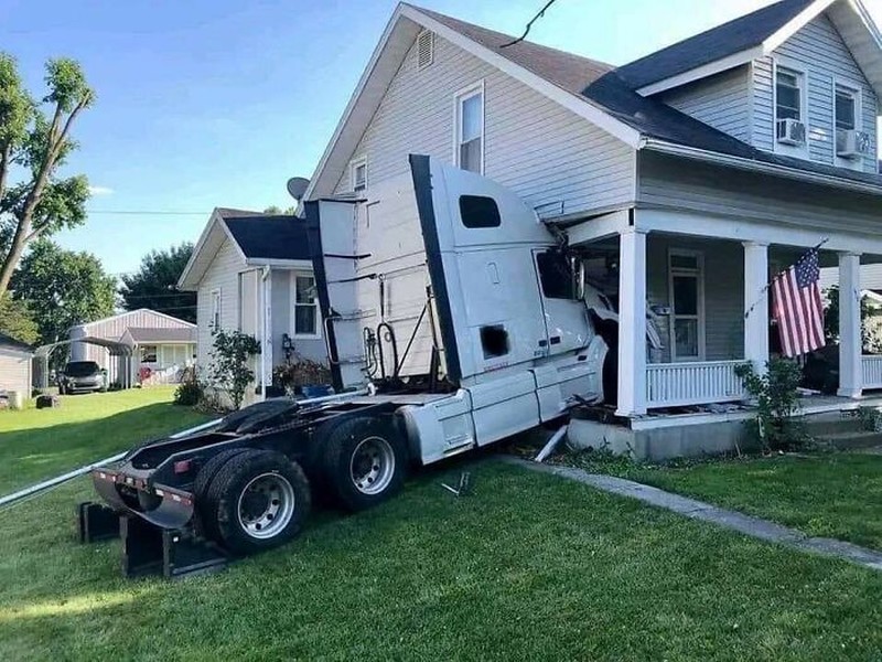 Viral kecelakaan mahal